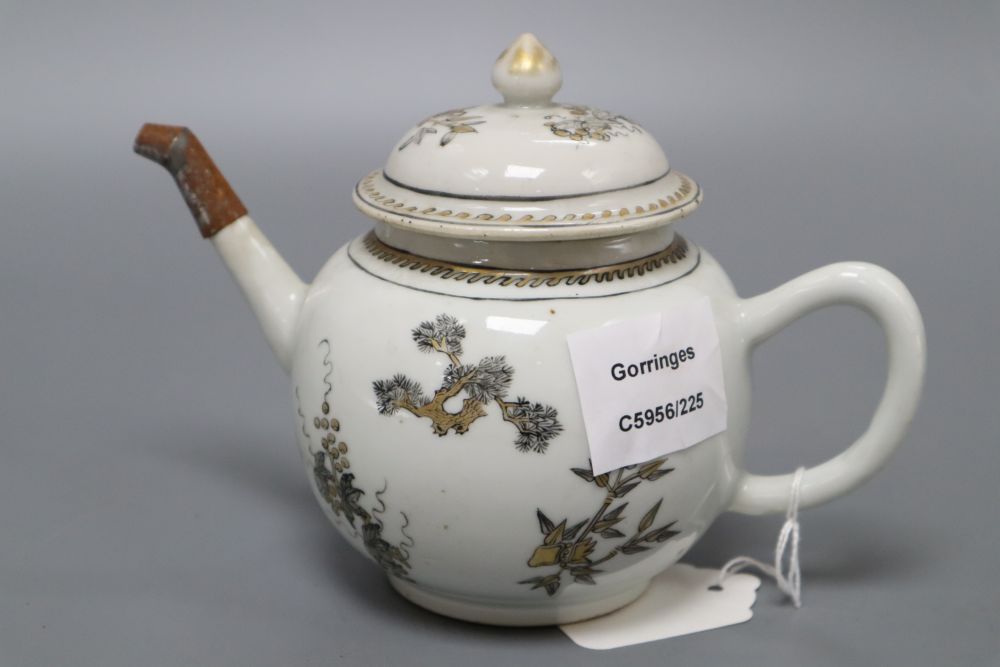 An 18th century Chinese export porcelain teapot, gilt and en grisaille painted with foliage, height 14cm (old repair to spout)
